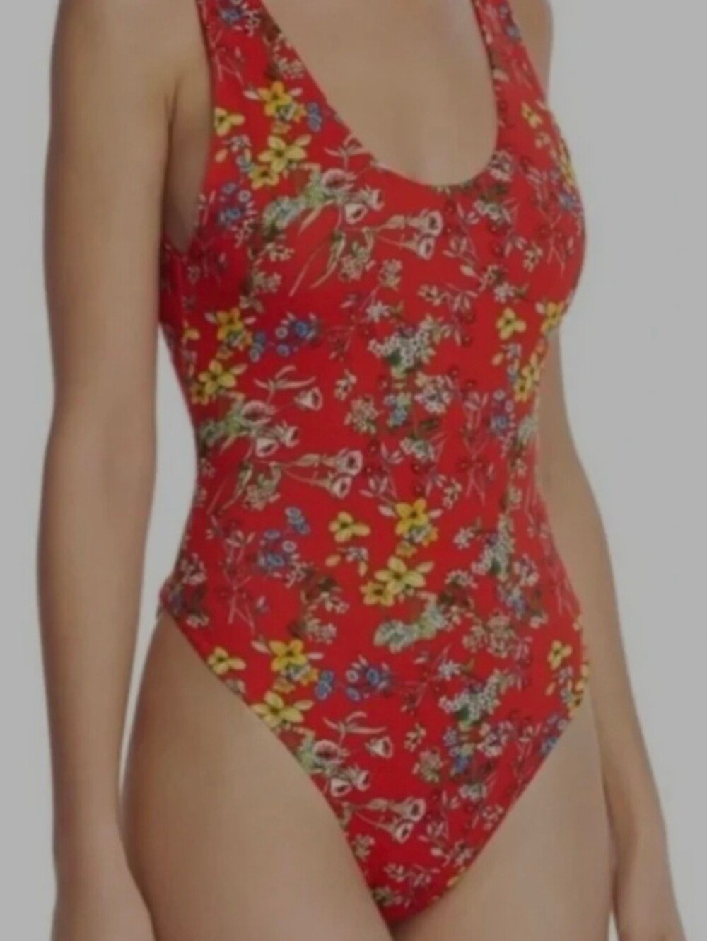 Alice Olivia Arona Low Scoop Bodysuit W Red Freesia Floral Print Thong Back LRG